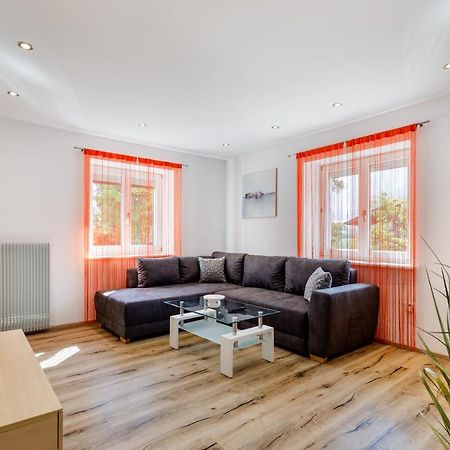 Apartment Viktoria กาสเตลเบลโล ภายนอก รูปภาพ